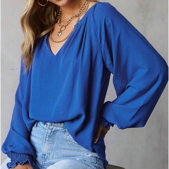 Classic Elegant Notched Neckline Lantern Sleeve Blouse - Picture 4 of 7